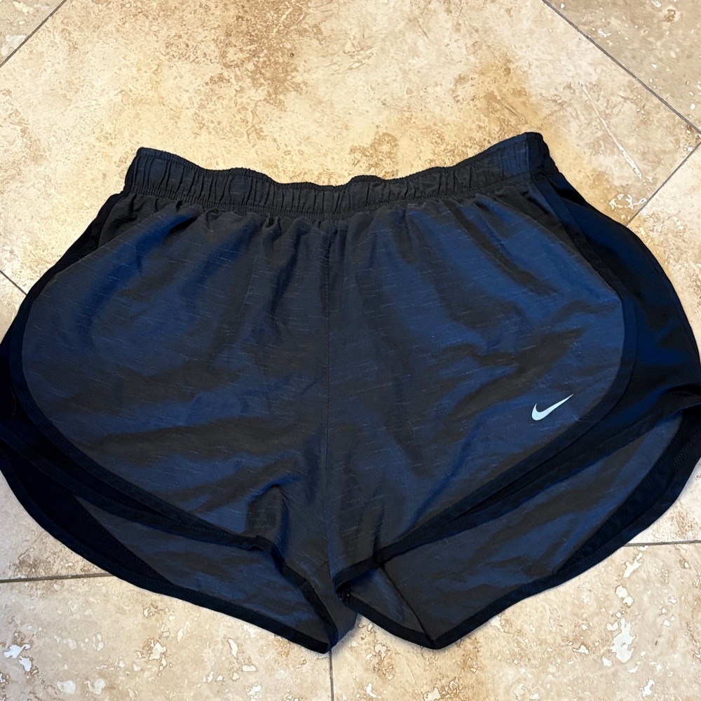 Nike Women's Black Athletic Workout Running Short